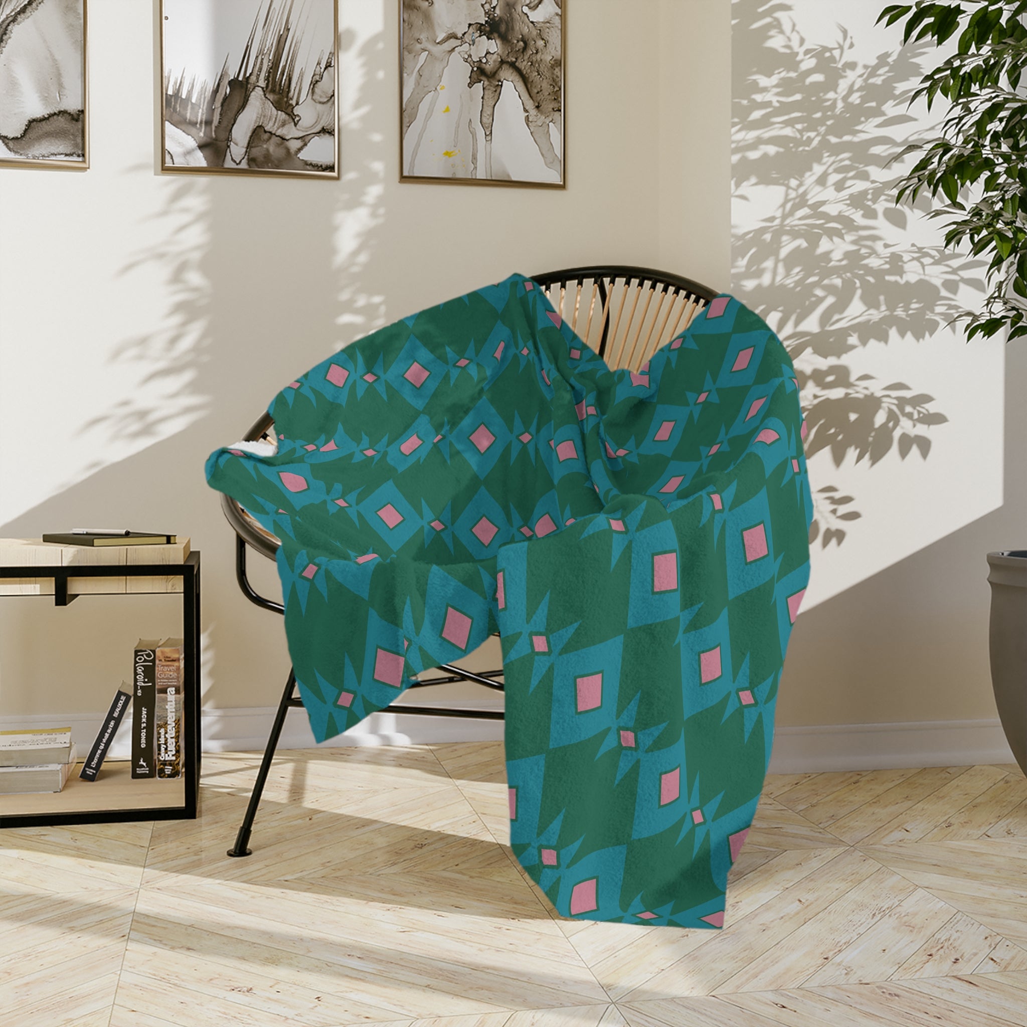 Cozy Green & Pink Velveteen Microfiber Blanket, Soft Throw for Home Decor, Perfect Gift for Housewarming, Pet Lovers, or Cozy Movie Nights