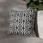 Black & White Geometric Pillowcase, Decorative throw pillow cover, Cozy home decor, Vibrant accent pillow, Modern home gift